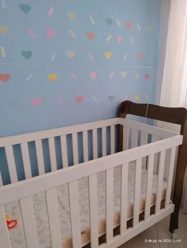 Berço 3 em 1 (berço, cama e sofá)