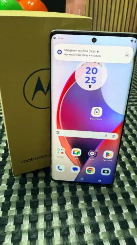 Motorola EDGE