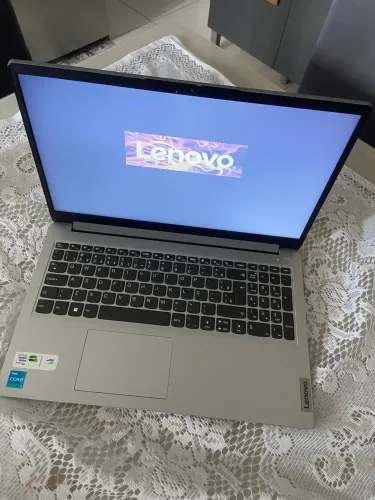 Notebook Lenovo 
