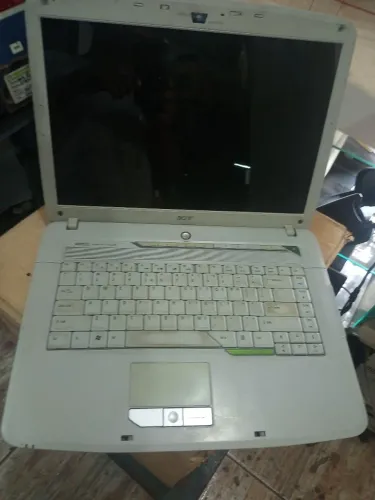 Notebook Acer antigo para retirar peças ou restaurar