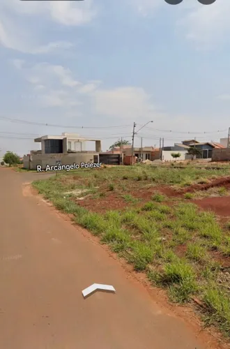 Terreno de Esquina à Venda em Chavantes/SP