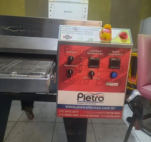 Forno esteira muito novo