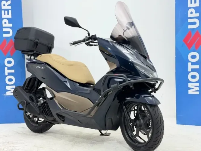 Honda PCX 160 DLX 2025