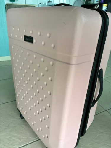 Calvin Klein Rosa 23kg