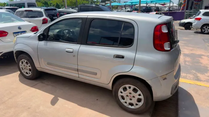 Fiat Uno Economy 1.4 EVO Fire Flex 8V 4P 2012