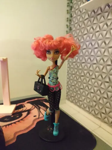 Monster high Howleen Class