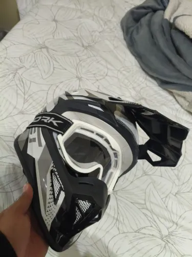 Capacete pro tork fast tech limited edition cor:cinza, preto e branco tamanho/60