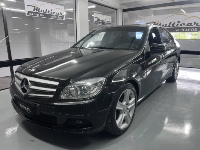 Mercedes-Benz C-180 CGI Classic 1.8 16V 156cv Aut. 2011