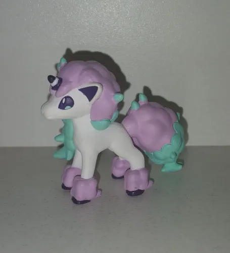 BONECO MINIATURA POKEMON ORIGINAL TOMY GALARIAN PONYTA DE GALAR