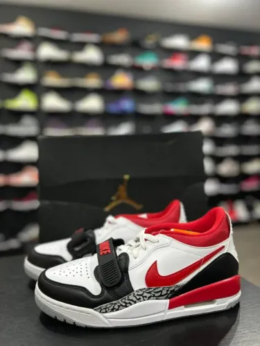 AIR JORDAN LEGACY 312 LOW