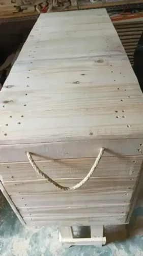 Bau de madeira gigante todo reforçado,parafusado e colado