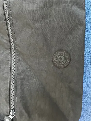 Bolsa Kipling verde -ORIGINAL E NOVA