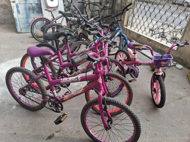 Várias bikes infantil,sou de campo grande