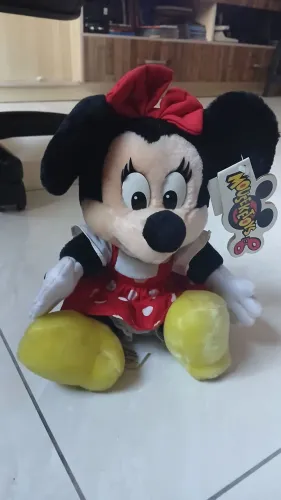 Boneca minie 