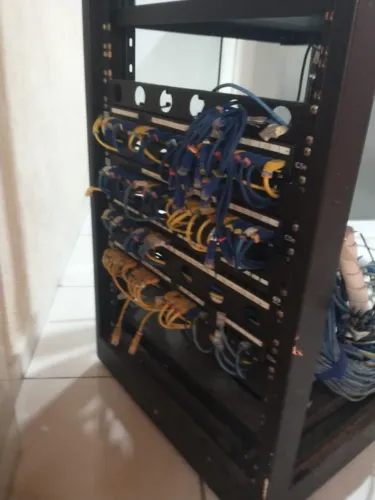 Rack montado para servidor