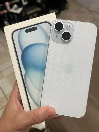 iPhone 15 Blue