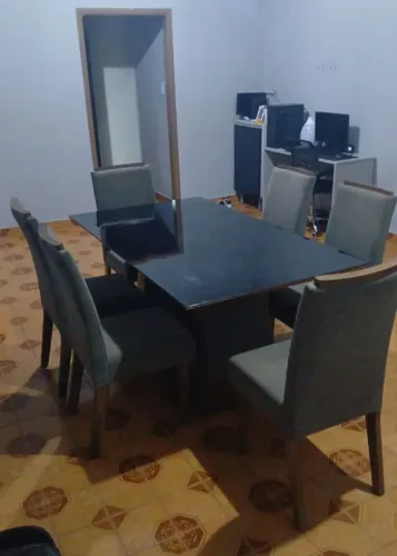 Mesa 6 cadeiras 