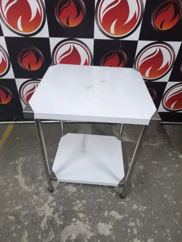 Mesa 70x65x90 lisa com prateleira inferior toda no aço inox 430 nova