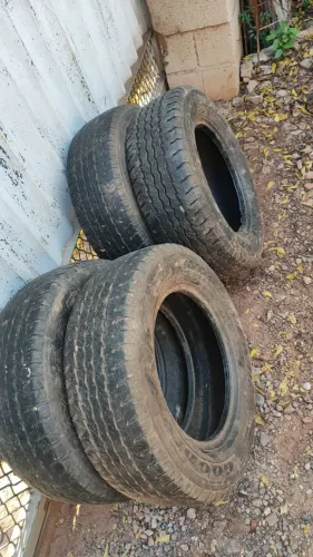 4 pneus 225/65R16C<br>Marca: GOODYEAR<br>Modelo: G32 CARGO