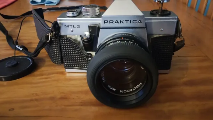 Camera Práktica analógica ( raridade)