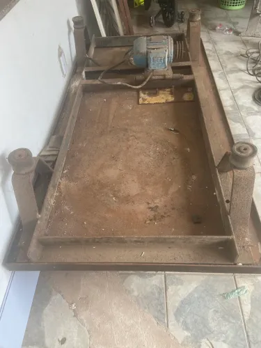 Mesa Vibratória 1,00x2,00 Chapa Grossa, com Motor Trifásico
