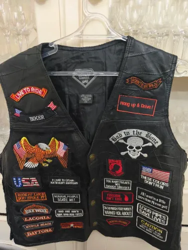 Colete de motociclista Diamond Plate, Rock Design couro de búfalo genuíno