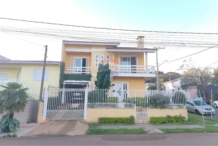 Casa no Parque Redenção à venda!