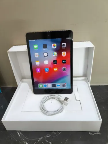 iPad mini 2 - 32GB Wi-Fi, tela de Retina 7.9 - Excelente
