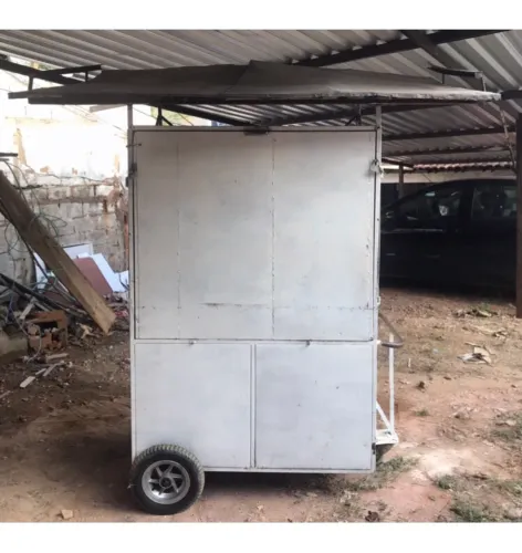 VALOR NEGOCIÁVEL!!! TRAILER OU CARRINHO PARA CAMELÔ 