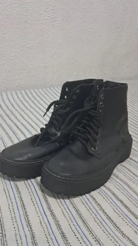 Botas Pretas