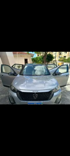 Peugeot 2008 Allure 1.0 Turbo 200 5P Aut. 2026