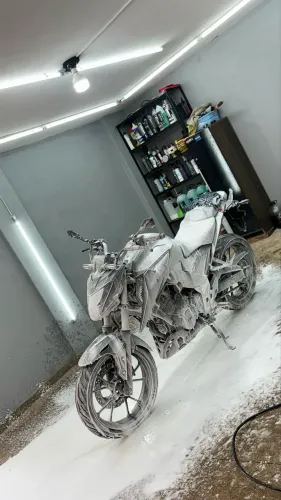 Vende-se moto nova,impecável de mulher
