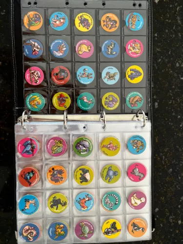 Coleção Tazos Animais em Extinção + Tazos variados Elma Chips + Master Tazos