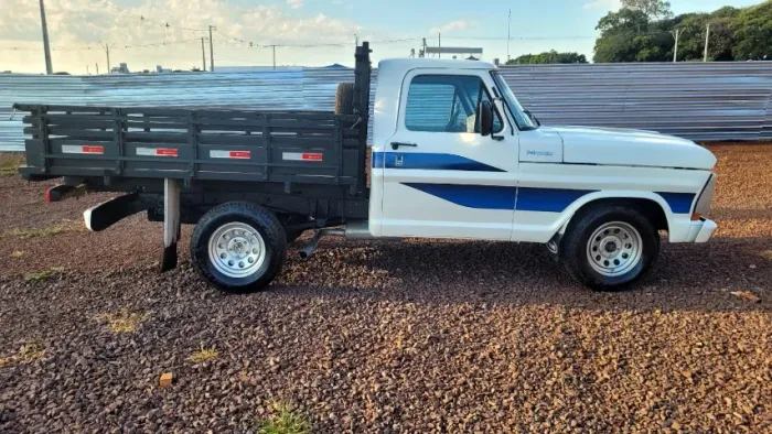 Ford F-1000 S. S. Diesel / S.s. Diesel Turbo 1986