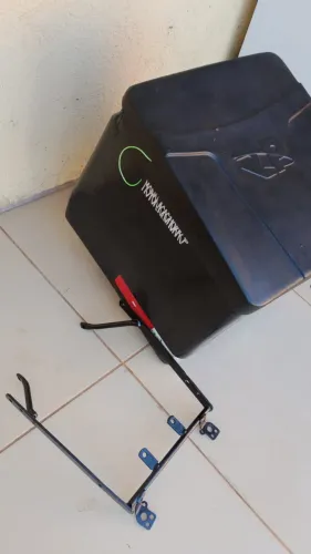 Baú completo com chapan suporte Bros