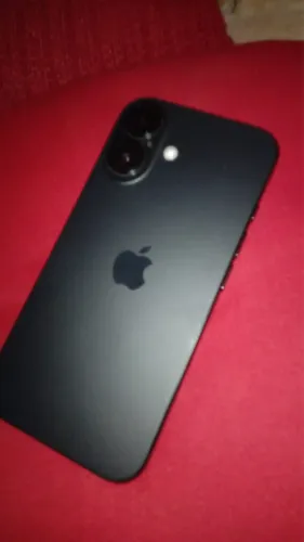 iPhone 16
