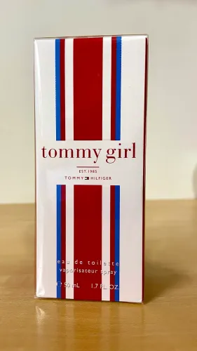 Tommy Hilfiger Tommy Girl Eau De Toilette 50ml