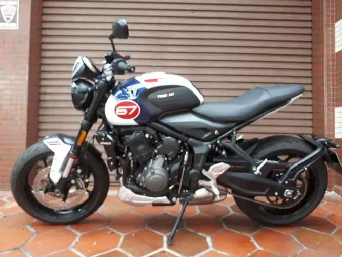 Triumph Trident Tribute 2025. 