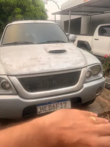 Mitsubishi L200 GL 2.5 4X4 CD Diesel 2011