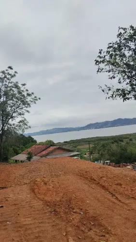 Vende-se terreno em Imaruí