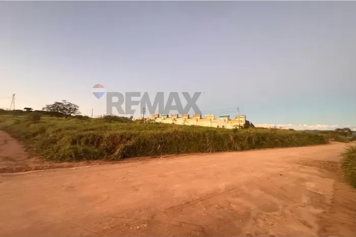 Terreno 200m² à venda na Quadra E-1, Lote 08 na Cidade das Flores - Garanhuns/PE! Excelent