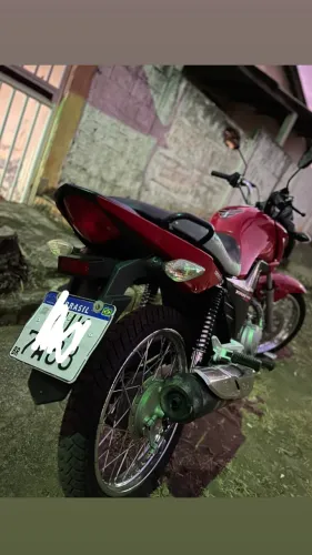 Moto super conservada top só pegar e andar no meu nome 2026 pago moto sequinho ..