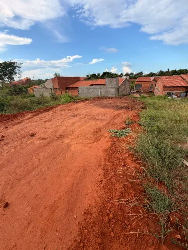 TERRENO À VENDA - COLINAS PARK 2
