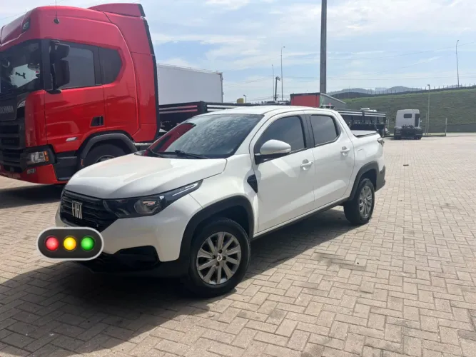 Fiat Strada Freedom 1.3 Flex 8V CD 2023