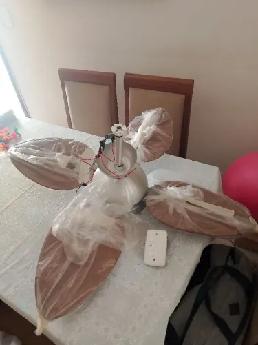 Ventilador de teto grande e potente