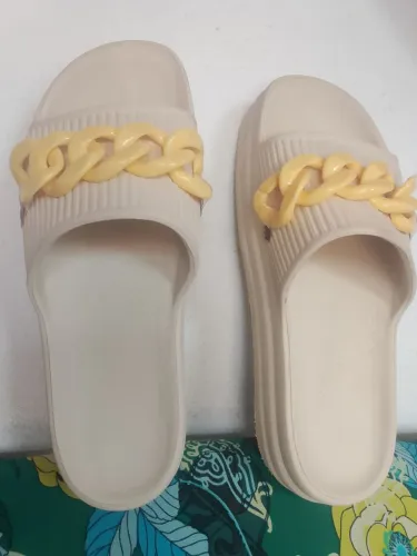 Linda chinela Plataforma super leve número 35/36