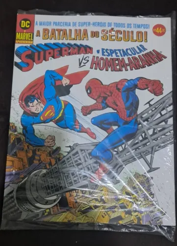 Superman Vs. Homem-Aranha - Edição Comemorativa 50 Anos