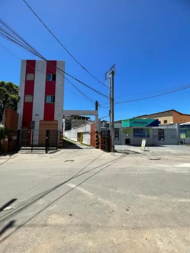 Imóvel para aluguel tem 50 metros quadrados com 2 quartos em Boca do Rio - Salvador - BA
