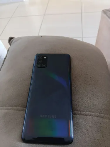 Celular seminovo 
