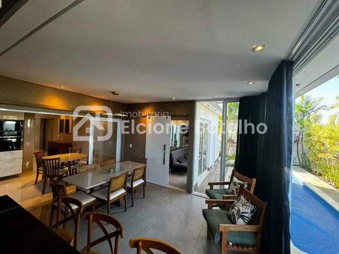 Casa de Condomínio para aluguel, 3 quartos, 3 suítes, 2 vagas, GRANJA MARILEUSA - Uberlând
